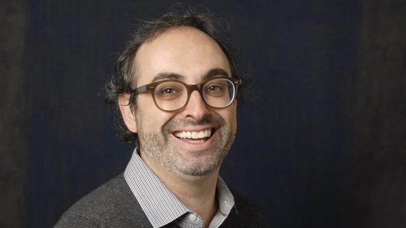 Ảnh minh họa cho nhà văn Gary Shteyngart