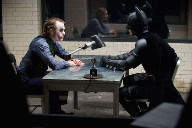 , The Dark Knight và góc nhìn mới về dòng phim siêu anh hùng