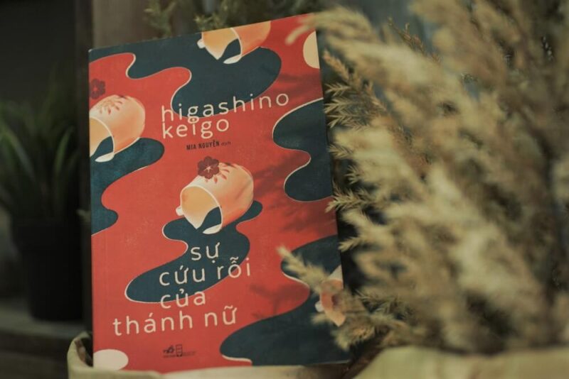 Sự cứu rỗi của thánh nữ: Khi tình yêu hóa thành hận thù su cuu roi cua thanh nu hinh anh 5 e1621072182410 - Sự cứu rỗi của thánh nữ: Khi tình yêu hóa thành hận thù