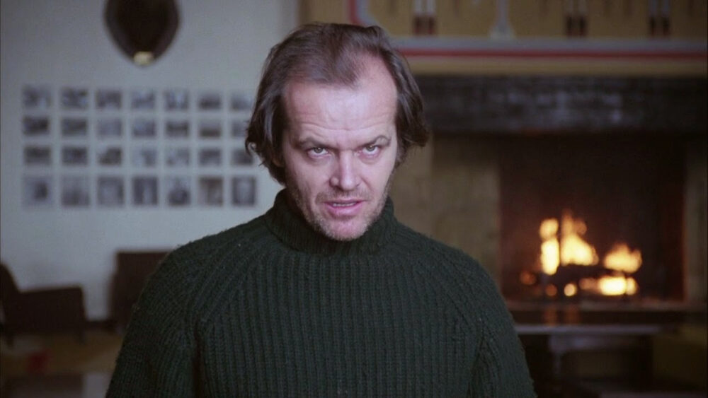 The Shining: Kẻ tiên phong cho thể loại phim tâm lý kinh dị Jack da co nhieu su thay doi trong tinh cach tu khi don den overlook e1616866955817 - The Shining: Kẻ tiên phong cho thể loại phim tâm lý kinh dị