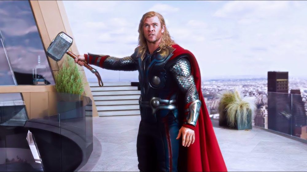 Nhan vat thor trong the avengers e1575551697104 - Chris Hemsworth: "Thần sấm Thor" và danh hiệu quyến rũ nhất thập kỷ