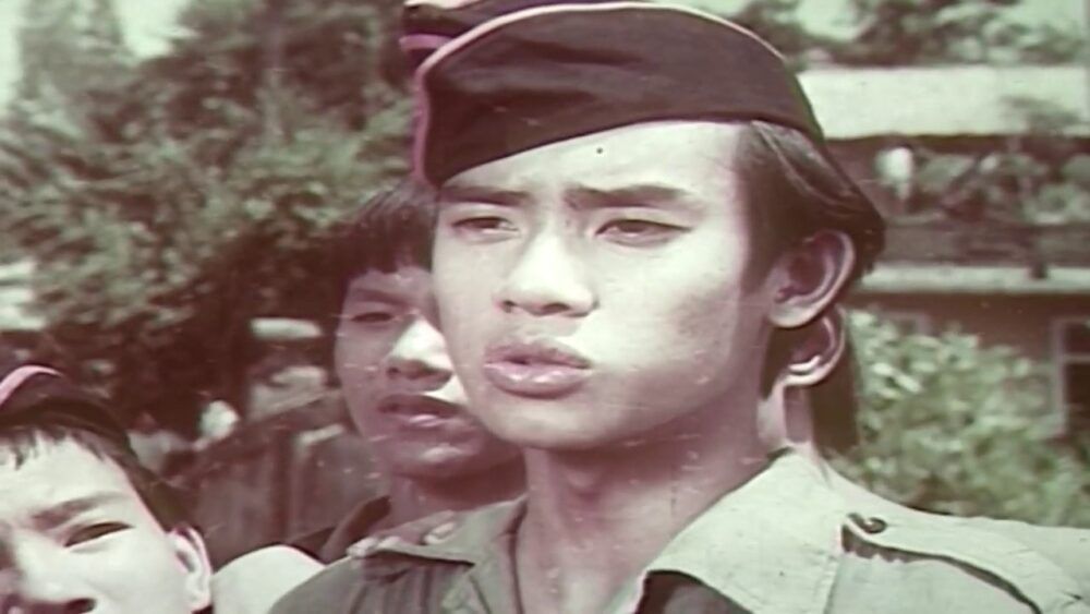 Tuổi thơ dữ dội, Tuổi thơ dữ dội và khúc hùng ca của lòng yêu nước