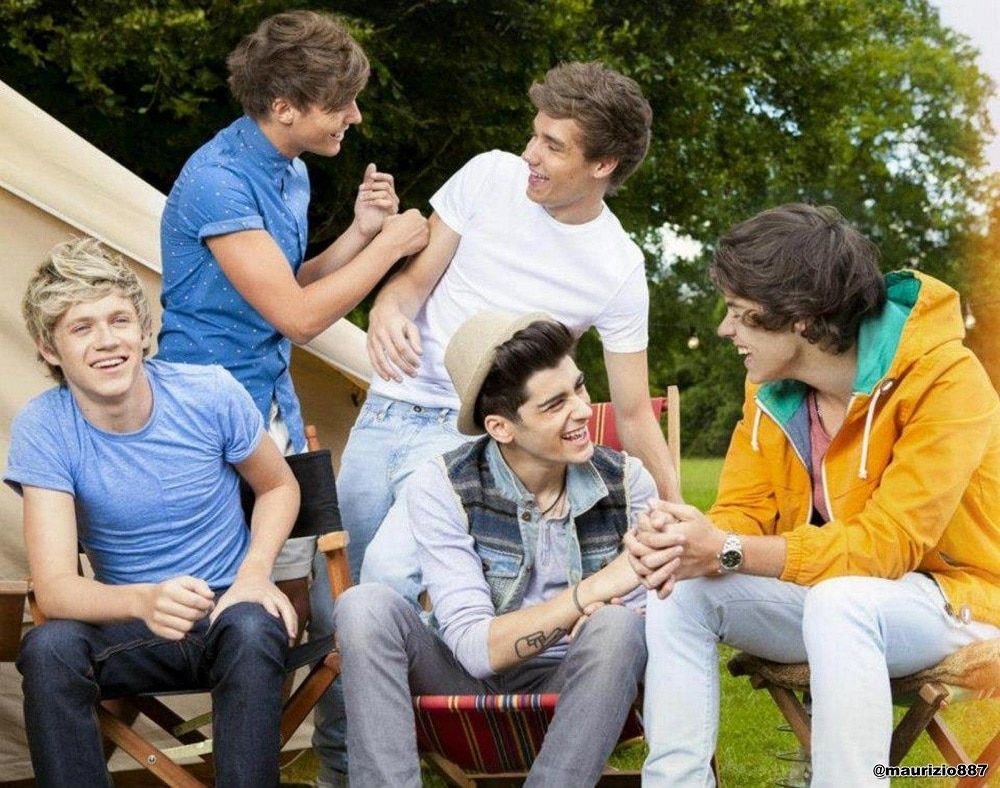 1D 12 - One Direction - Từ năm chàng trai đơn độc đến vang danh thế giới