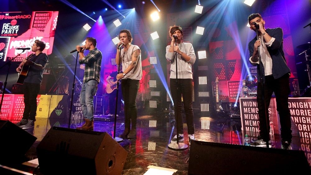 1D 8 - One Direction - Từ năm chàng trai đơn độc đến vang danh thế giới