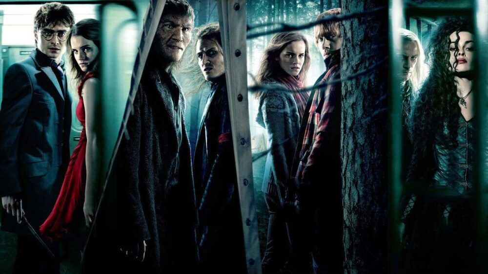 Emma Watson và hành trình cống hiến cho nghệ thuật Harry Potter va bao boi tu than e1581714006831 - Emma Watson và hành trình cống hiến cho nghệ thuật