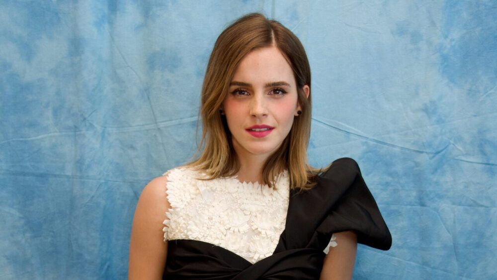 Emma Watson và hành trình cống hiến cho nghệ thuật co xuat hien lan dau tren tap chi teen vogue e1581751366173 - Emma Watson và hành trình cống hiến cho nghệ thuật