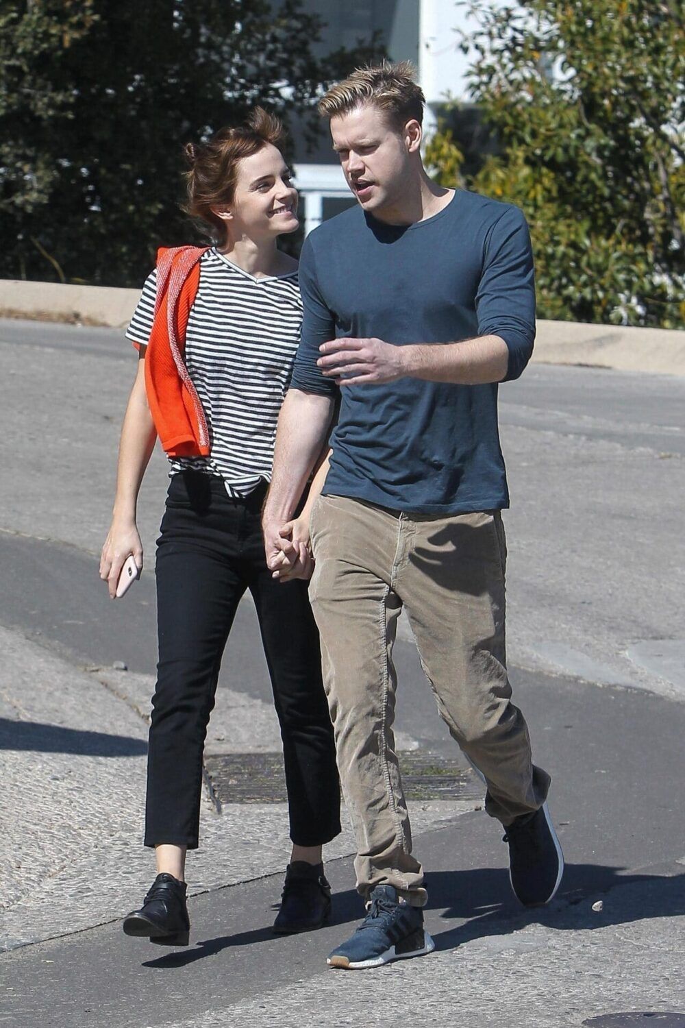 Emma Watson và hành trình cống hiến cho nghệ thuật moi tinh chong vanh cua co va nam dien vien chord overstreet e1581753473122 - Emma Watson và hành trình cống hiến cho nghệ thuật