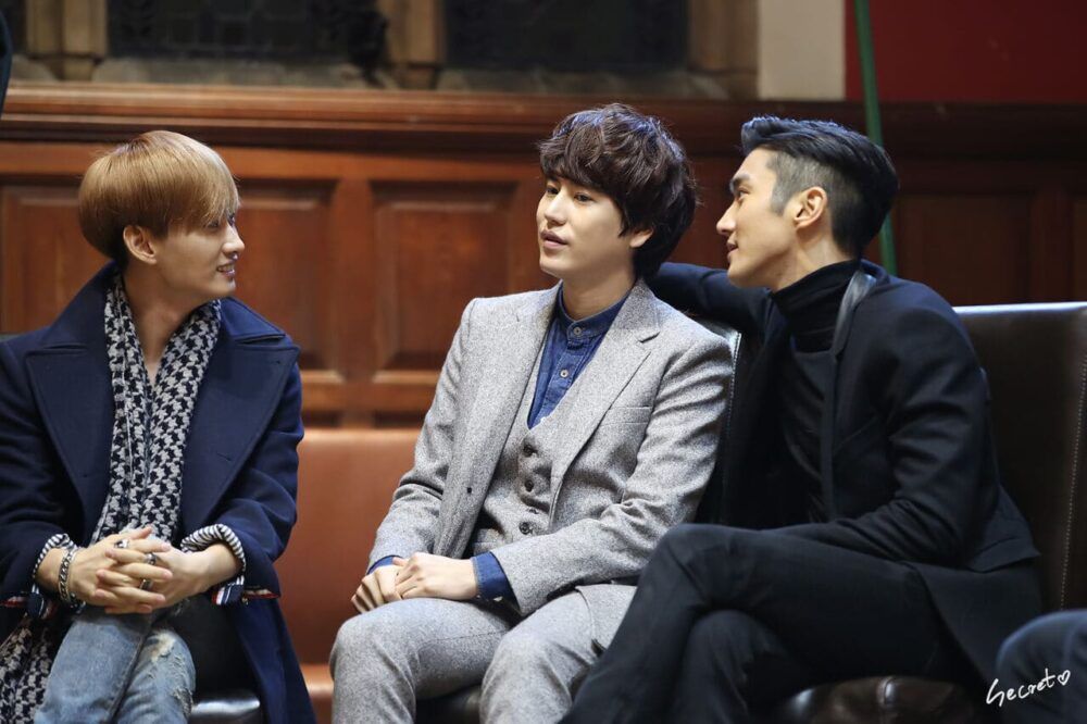 Eunhyuk, Siwon, Kyu-hyun tại buổi diễn thuyết