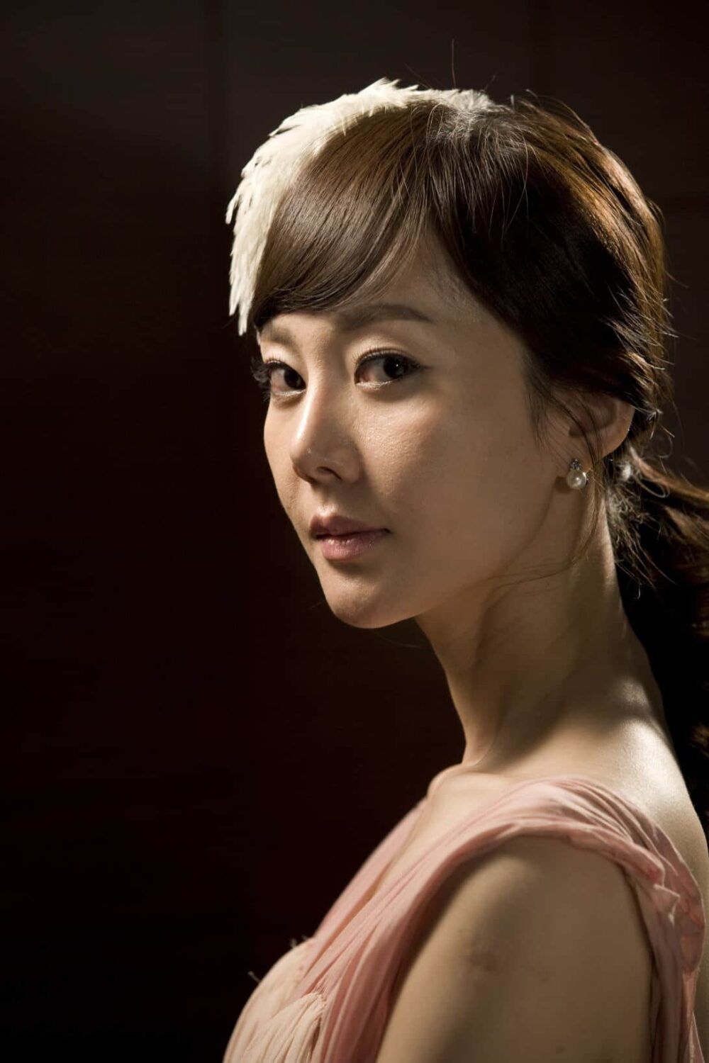 yum jung ah royal family e1582290682525 - Yum Jung Ah: Từ Á hậu Hàn Quốc đến diễn viên xuất sắc của làng giải trí