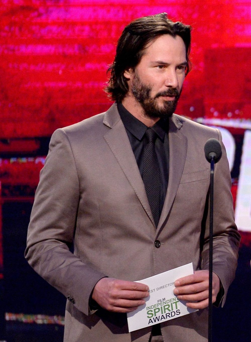 Keanu Reeves tải buổi lễ trao giải