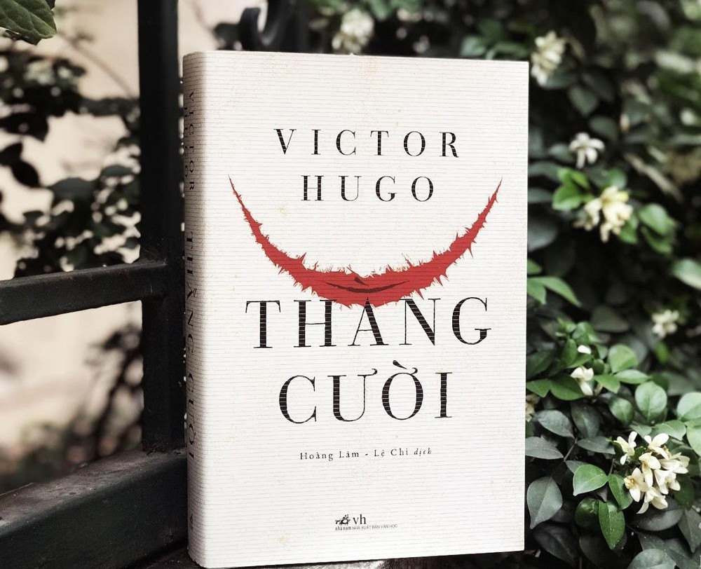 Victor Hugo – Cây đại thụ của nền văn học lãng mạn Tieu thuyet Thang cuoi Victor Hugo - Victor Hugo – Cây đại thụ của nền văn học lãng mạn