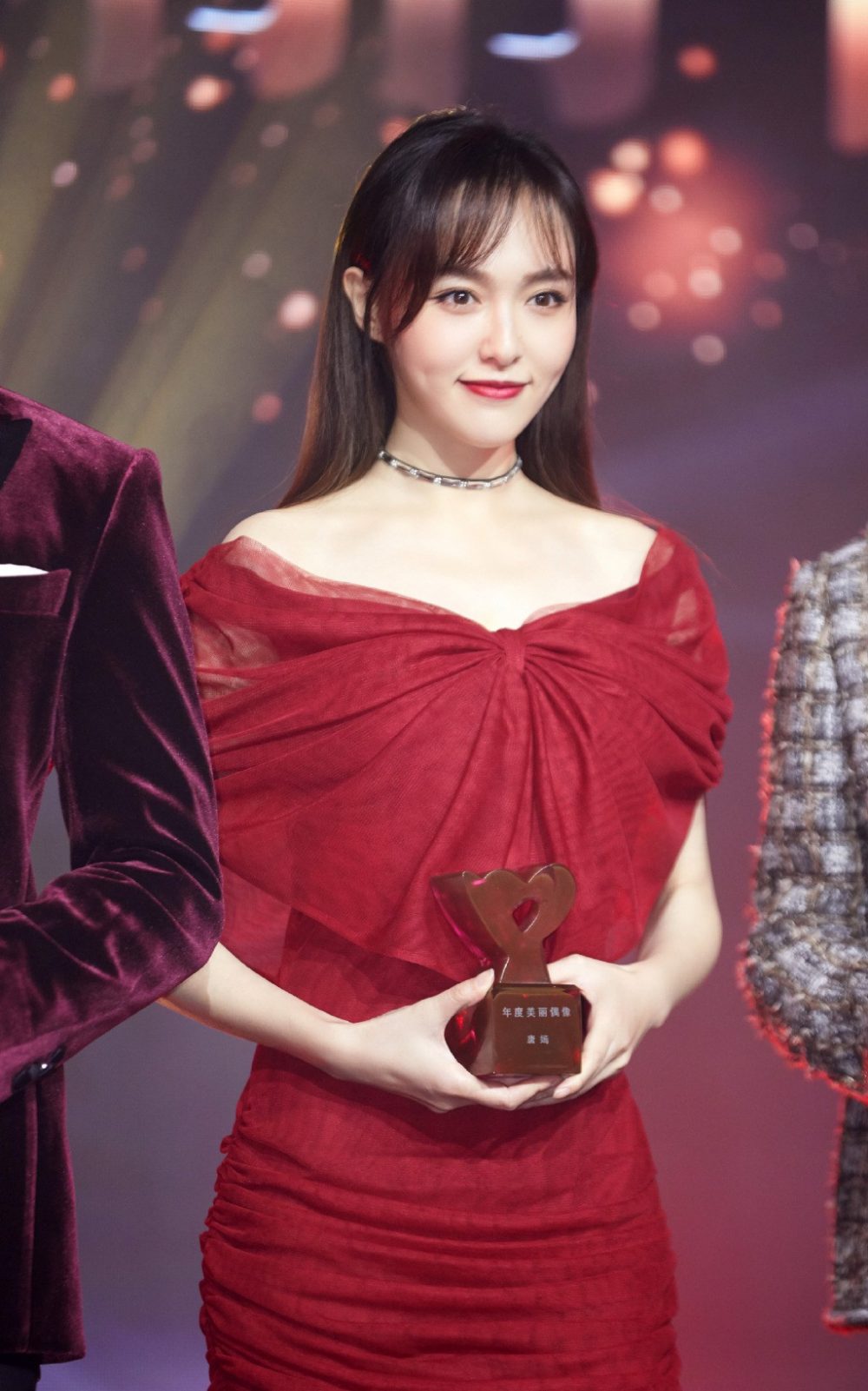 Đường Yên và sự nghiệp thăng hoa của mỹ nhân Trung Quốc duong yen tro thanh mot trong nhung nu dien vien noi tieng nhat trung quoc e1585581984842 - Đường Yên và sự nghiệp thăng hoa của mỹ nhân Trung Quốc