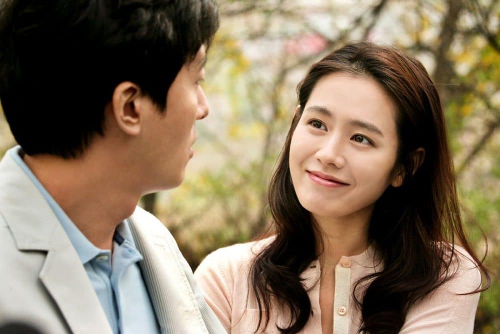 Son Ye Jin: "Quốc bảo nhan sắc" của làng điện ảnh Hàn Quốc nu dien vien vao vai nguoi vo co tam ly phuc tap trong vo toi da ket hon e1585246466163 - Son Ye Jin: "Quốc bảo nhan sắc" của làng điện ảnh Hàn Quốc