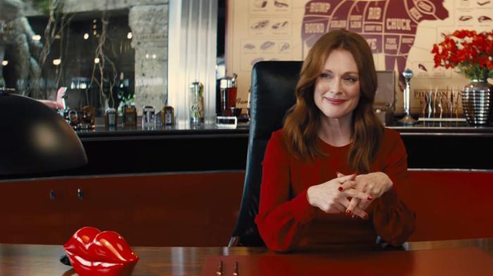 “Kingsman: Tổ chức hoàng kim”: Sự trở lại của những quý ông poppy adams trong phim kingsman to chuc hoang kim - “Kingsman: Tổ chức hoàng kim”: Sự trở lại của những quý ông