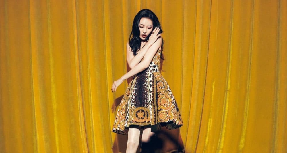 sunmi co nhung buoc nhay thu vi e1584686202613 - Sunmi: Nữ hoàng solo của làng nhạc Hàn Quốc