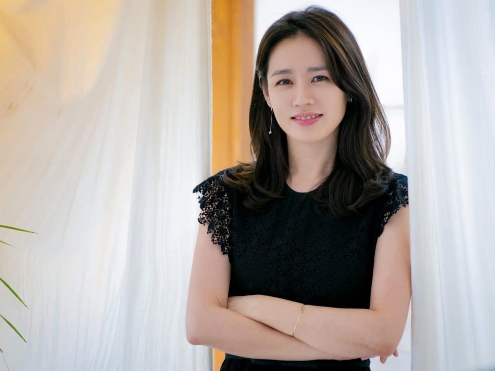 Son Ye Jin: "Quốc bảo nhan sắc" của làng điện ảnh Hàn Quốc hinh anh cua nu dien vien son ye jin e1586026427918 - Son Ye Jin: "Quốc bảo nhan sắc" của làng điện ảnh Hàn Quốc