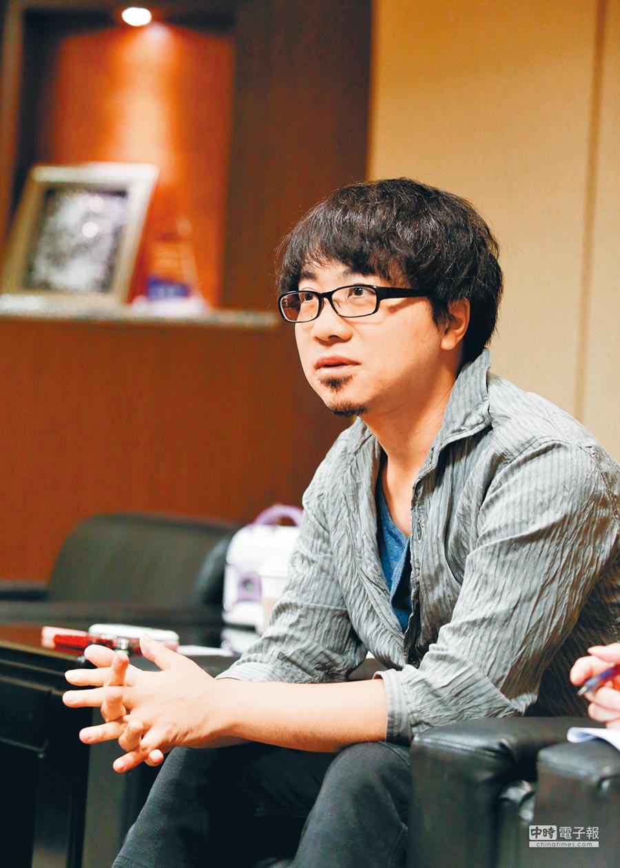 Shinkai Makoto: Người đưa tinh thần hữu ngã đi vào tác phẩm hinh anh tac gia shinkai makoto - Shinkai Makoto: Người đưa tinh thần hữu ngã đi vào tác phẩm