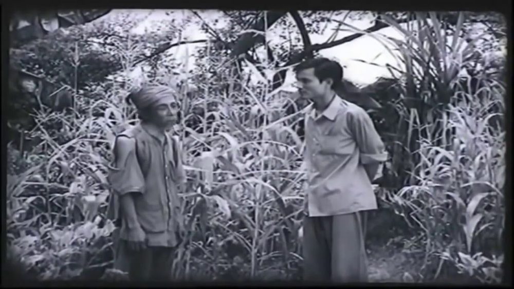 lao hac va ong giao trong truyen ngan lao hac e1587813247886 - Lão Hạc: Bức tranh u ám về cuộc sống người dân Việt Nam trước năm 1945