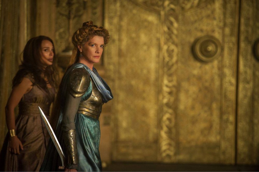 Nữ hoàng Frigga trong Thor: The Dark World