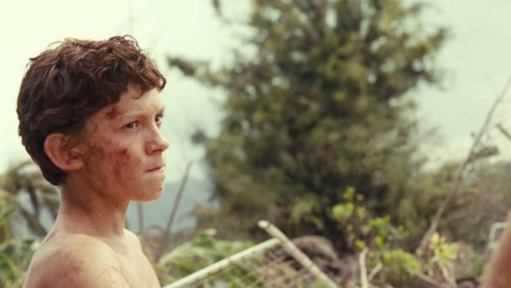 Tom Holland: Chàng Người Nhện đắt giá nhất màn bạc tom holland trong the impossible e1586848658241 - Tom Holland: Chàng Người Nhện đắt giá nhất màn bạc