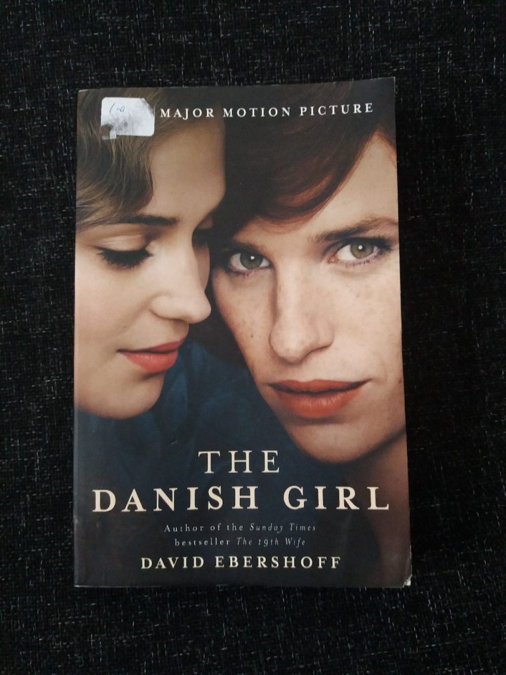 Phiên bản tiếng Anh của Cô gái Đan Mạch