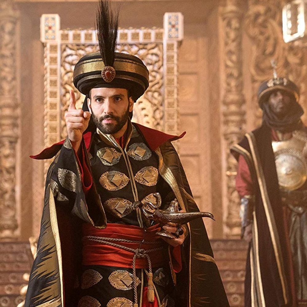 Marwan Kenzari trong vai phản diện Jafar