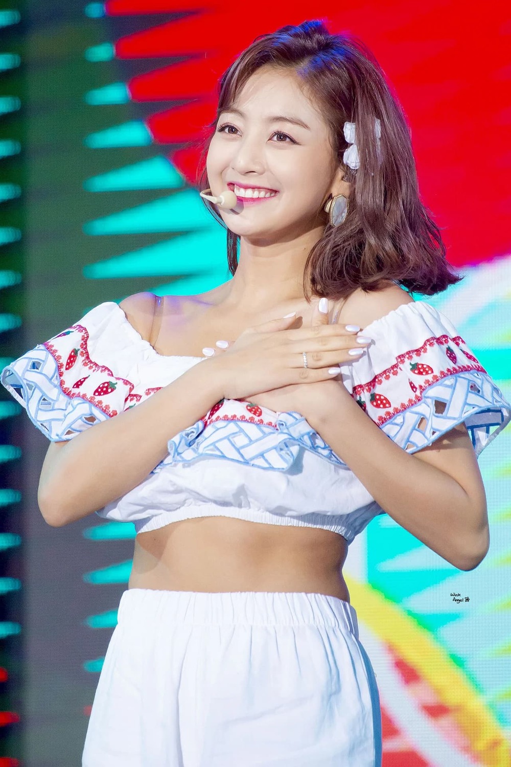 Twice, Twice và những nàng công chúa kẹo ngọt của Xứ sở Kim chi
