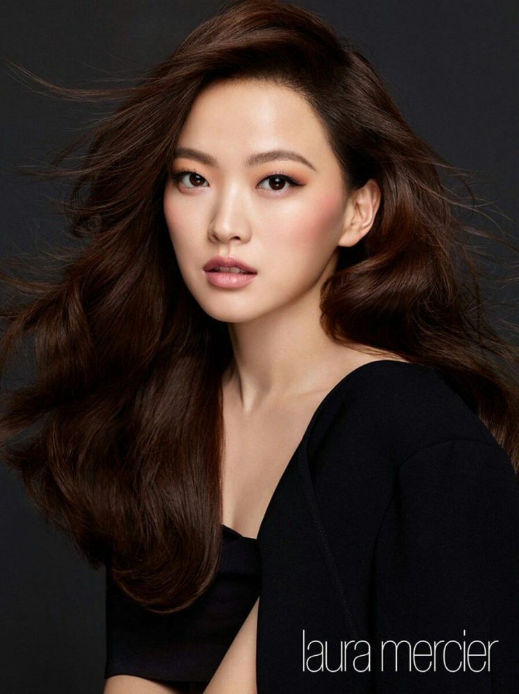 Nữ diễn viên chính Chun Woo-hee trong Han Gong-Ju