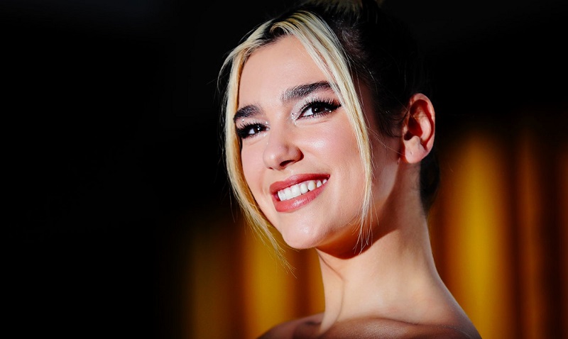 Ngôi sao sáng của làng nhạc Dua Lipa