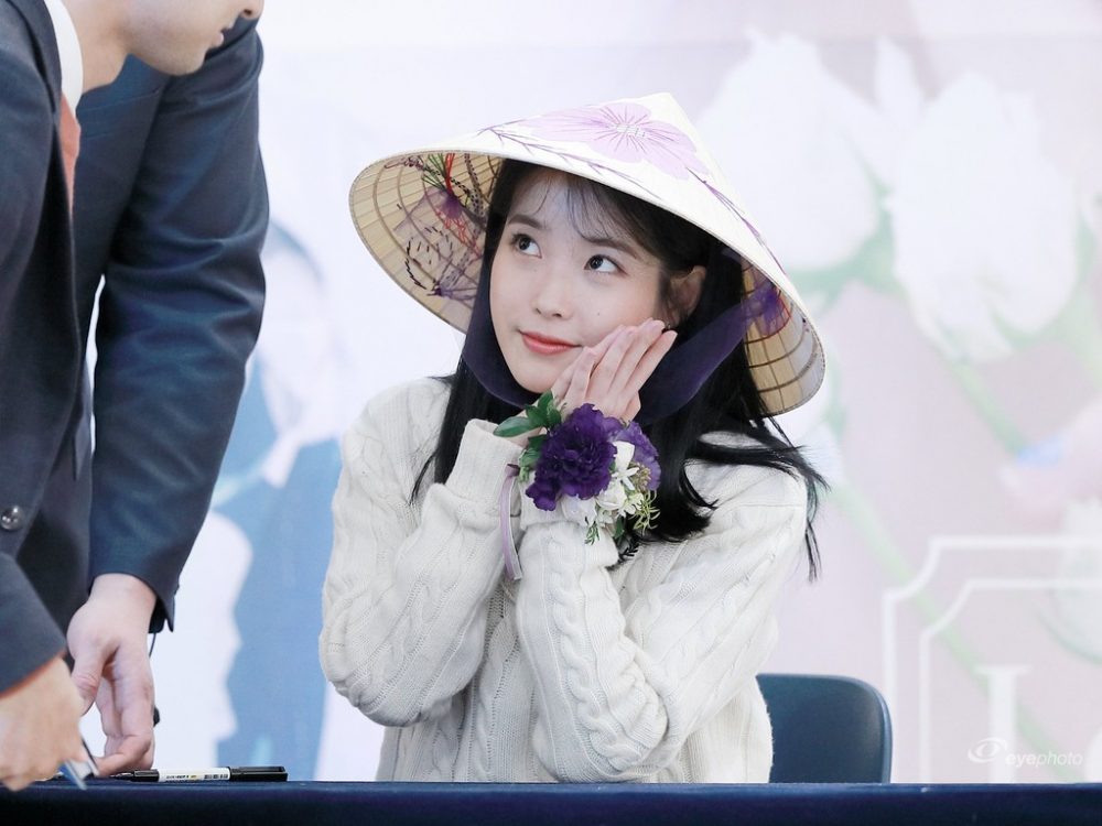 IU: Từ cơ cực thuở hàn vi cho đến danh hiệu “nữ hoàng nhạc số" iu artist e1597116245640 - IU: Từ cơ cực thuở hàn vi cho đến danh hiệu “nữ hoàng nhạc số"