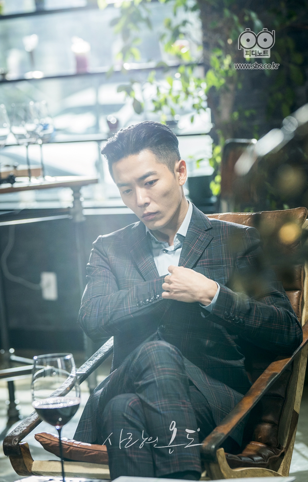 Kim Jae Wook: Hành trình tỏa sáng của ngôi sao nở muộn quy ong lich lam kim jae wook trong nhiet do tinh yeu - Kim Jae Wook: Hành trình tỏa sáng của ngôi sao nở muộn