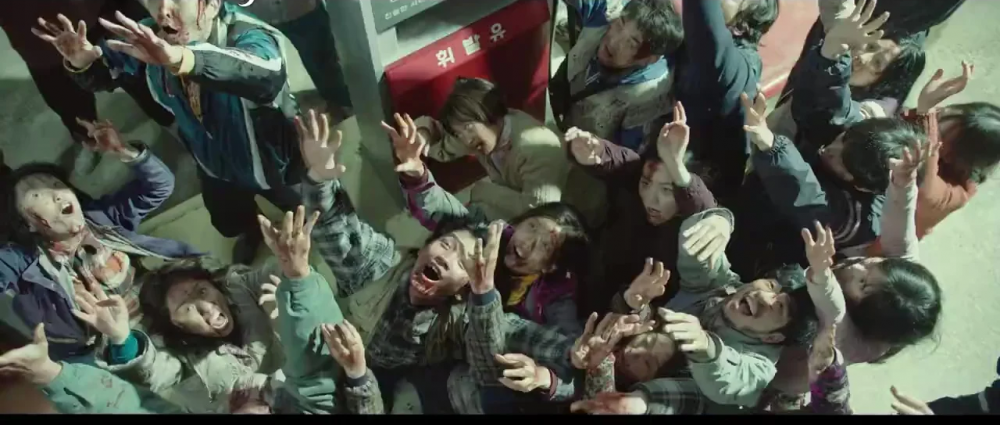 Cảnh tượng hỗn loạn trong phim Zombie đại hạ giá