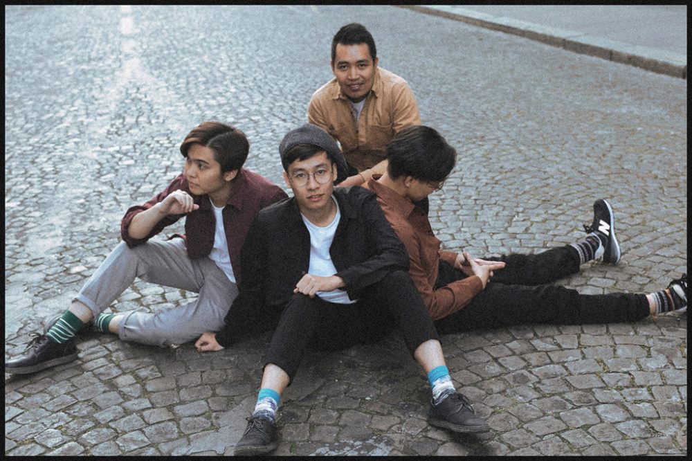 Ngọt Band: Địa hạt của những kẻ mộng mơ đắm chìm trong dư vị tuổi trẻ ngot band nhom nhac e1599102104442 - Ngọt Band: Địa hạt của những kẻ mộng mơ đắm chìm trong dư vị tuổi trẻ