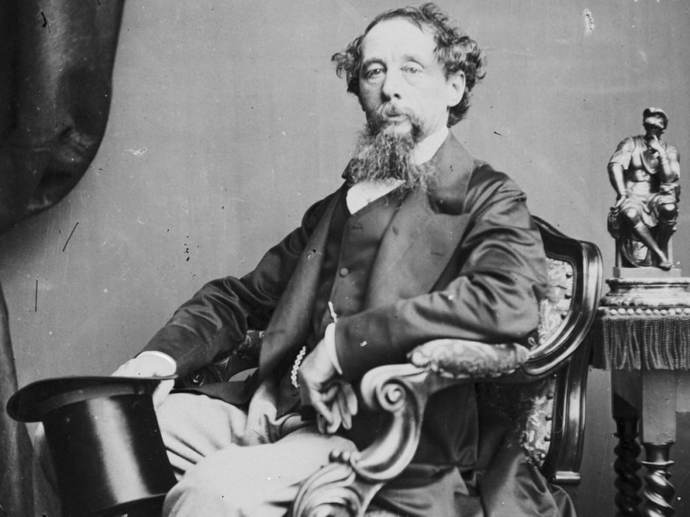 nha van dai tai cua nuoc anh charles dickens e1600098221803 - Charles Dickens: Nhà văn vĩ đại của nền văn học Anh quốc