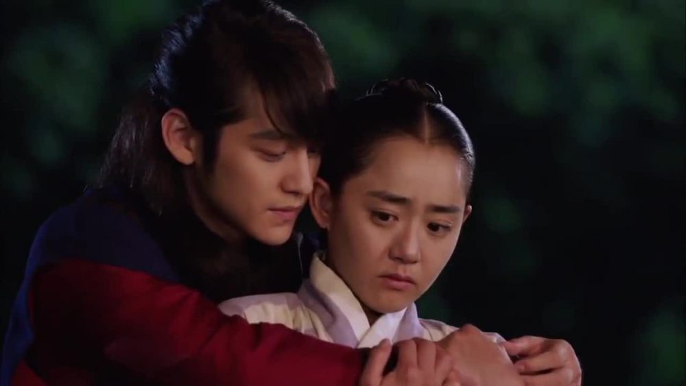 Moon Geun Young: "Em gái quốc dân" tài năng của làng giải trí Hàn Quốc su ket hop an y cua nu dien vien va nam tai tu Kim Bum da tao nen thanh cong cho bo phim nu than lua e1601145638946 - Moon Geun Young: "Em gái quốc dân" tài năng của làng giải trí Hàn Quốc