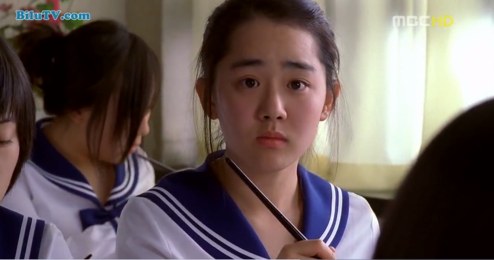 Moon Geun Young: "Em gái quốc dân" tài năng của làng giải trí Hàn Quốc vai dien cua co trong co dau 15 tuoi gay an tuong manh voi cong chung e1601144344153 - Moon Geun Young: "Em gái quốc dân" tài năng của làng giải trí Hàn Quốc