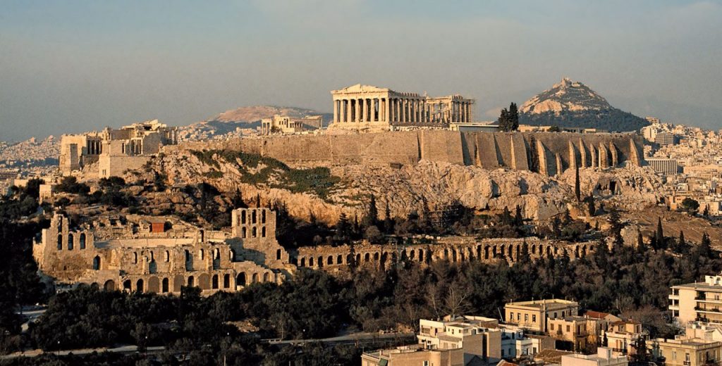 Địa hình "fort-hill" của Athens cổ đại (tranh của Greg Ruhl)