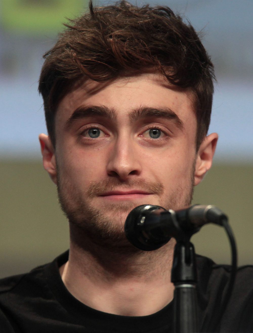 Daniel Radcliffe phát biểu tại một buổi lễ trao giải