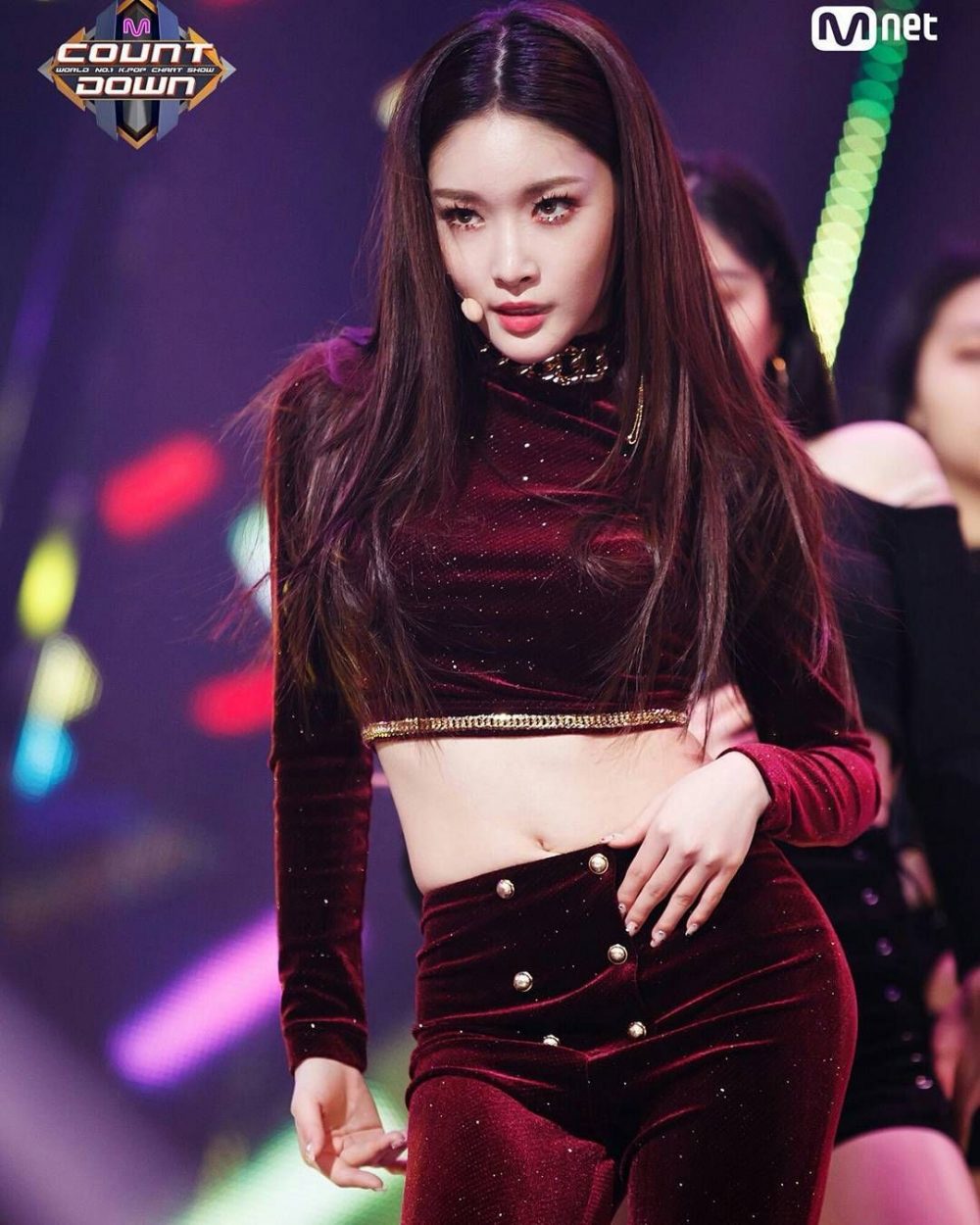 Chung Ha: Nữ hoàng solo toàn tài thế hệ mới của Hàn Quốc chung ha produce 101 e1603893158973 - Chung Ha: Nữ hoàng solo toàn tài thế hệ mới của Hàn Quốc