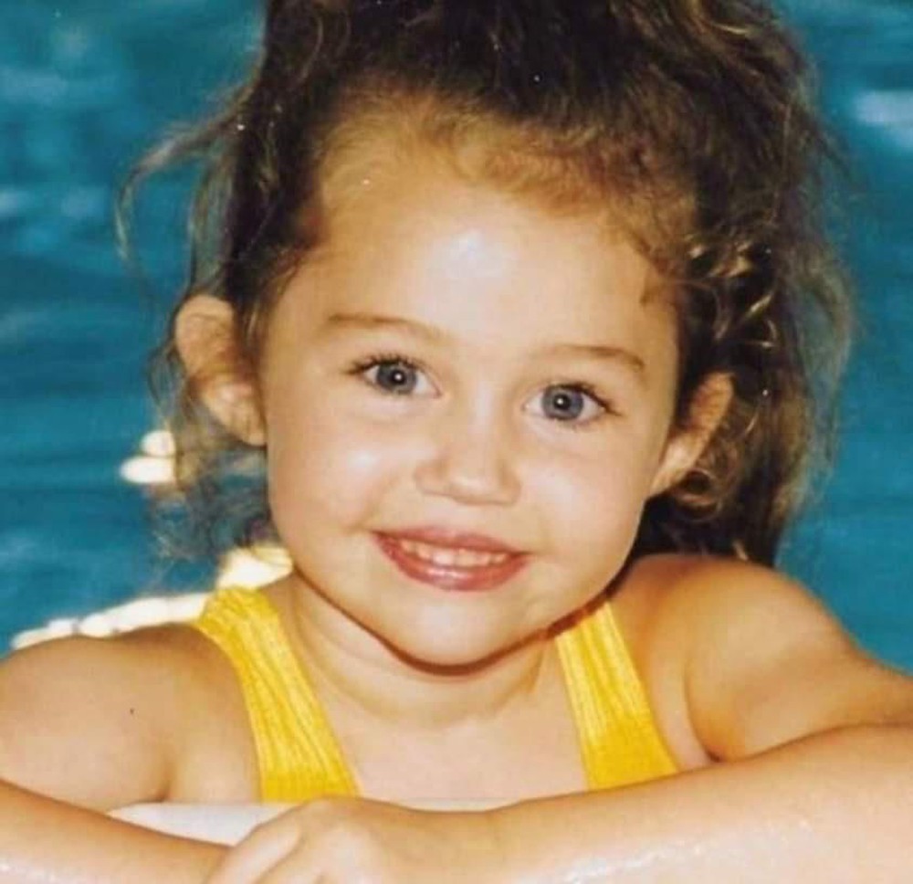 Hình ảnh lúc nhỏ của Miley Cyrus