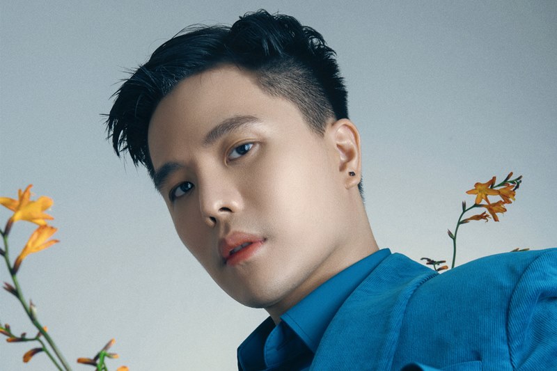 Nam ca sĩ Trịnh Thăng Bình