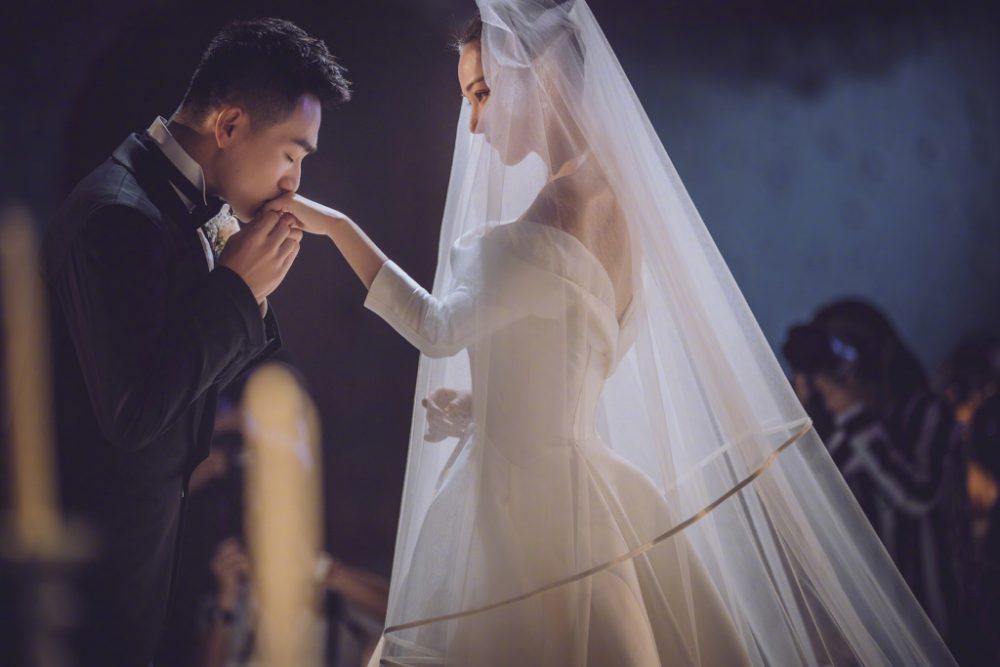 Trương Hinh Dư cùng lễ cưới đẹp như cổ tích