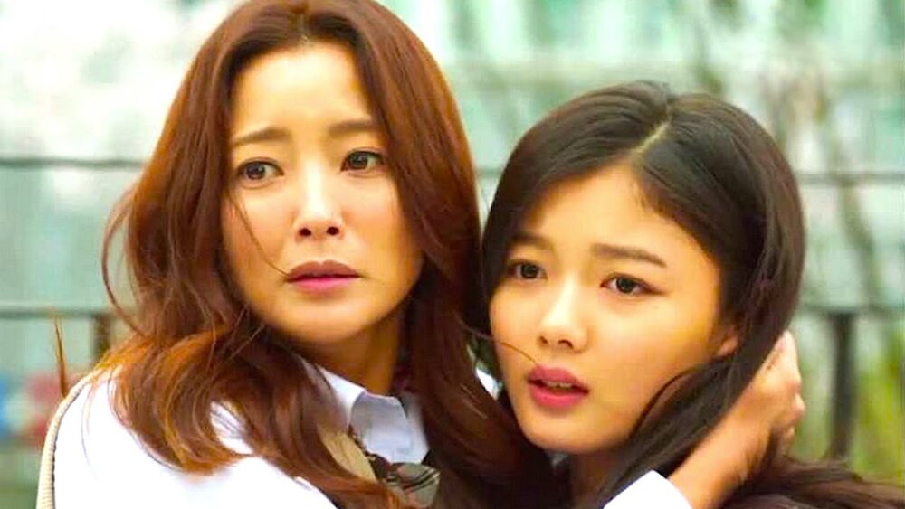 Khi Mẹ Ra Tay: Câu chuyện nhức nhối về bạo lực học đường Jo kang ja danh phai bo hoc va tro thanh me don than tu khi con rat tre e1606700930720 - Khi Mẹ Ra Tay: Câu chuyện nhức nhối về bạo lực học đường