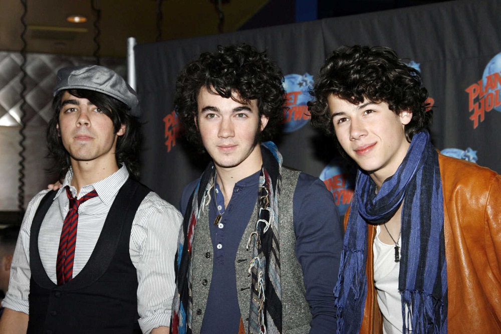 jb3 - Jonas Brothers: Đẳng cấp của những quý ông làng nhạc