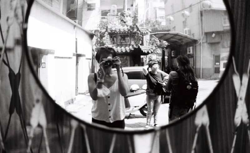 Mong em sống vì em
