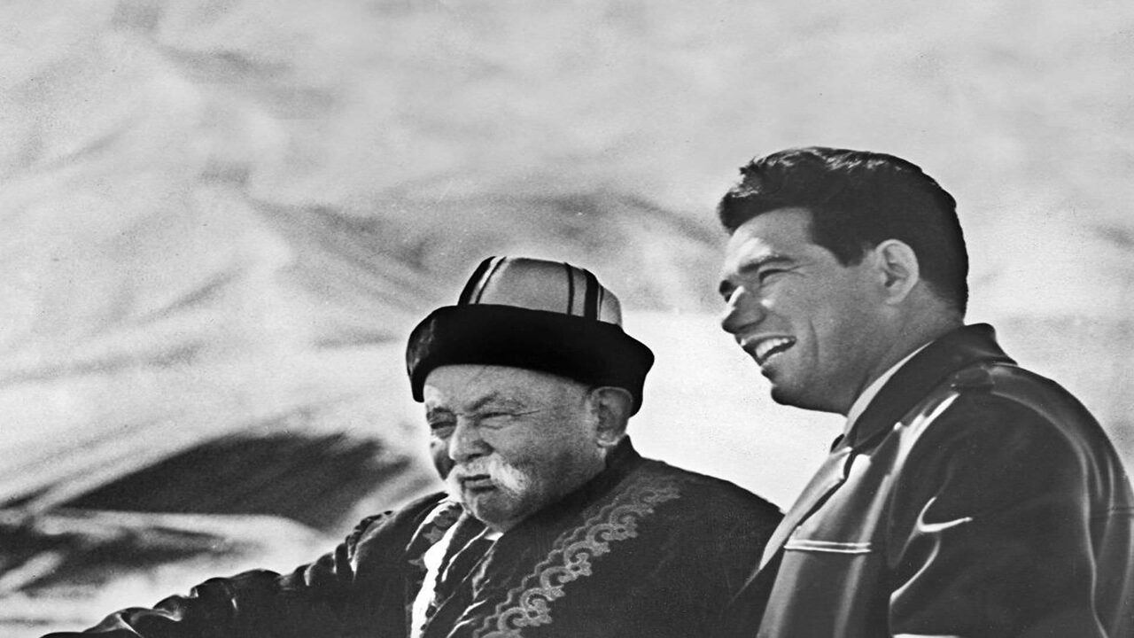 Aitmatov: Báu vật không thể thay thế của văn chương aitmatov keu goi bao ve nui rung que huong - Aitmatov: Báu vật không thể thay thế của văn chương