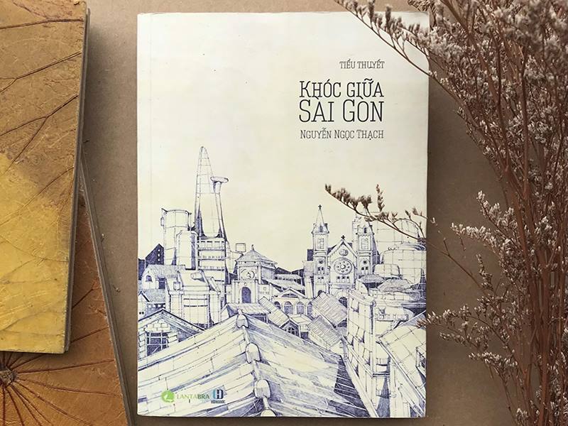 Ảnh bìa tiểu thuyết Khóc giữa Sài Gòn