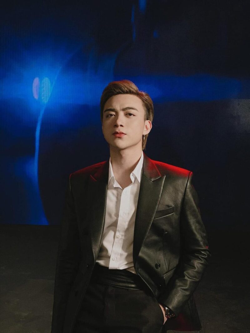 Soobin Hoàng Sơn và hành trình chạm tay đến danh xưng hoàng tử Ballad soobin hoang son hoa am anh sang e1620410589840 - Soobin Hoàng Sơn và hành trình chạm tay đến danh xưng hoàng tử Ballad