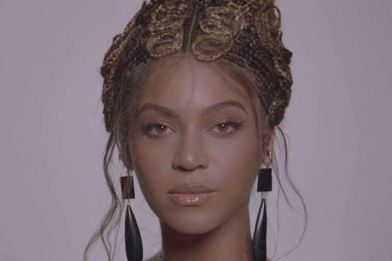 Nữ ca sĩ Beyoncé