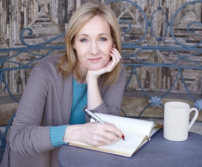 Chân dung nhà văn J.K.Rowling
